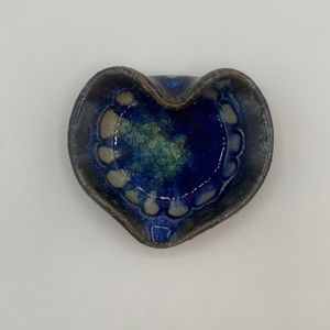 Studio Art Pottery Fused Crackle Glass Bottom Blue Heart Shaped Trinket Dish USA
